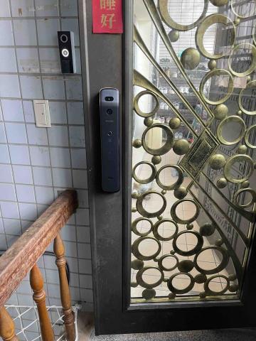 專業電子鎖安裝 - 