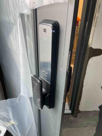 專業電子鎖安裝 - 