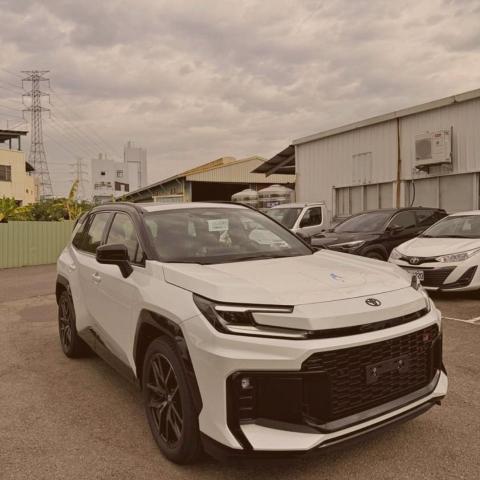 提供台中計程車司機服務的專家莊辰維