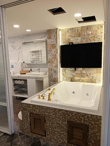 水電專業維修站 陳先生 - 浴室翻修