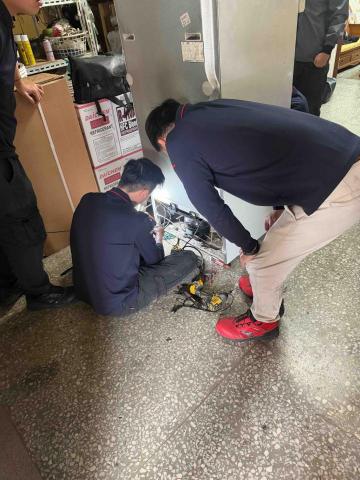 鼎浩空調工程 - 修冰箱