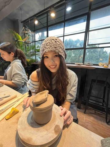 顏苡恬 - 喜歡做手工，可以陪孩子一起做簡單手工