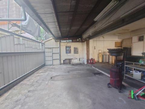 職人拆除 - 汽修廠清運及粗清