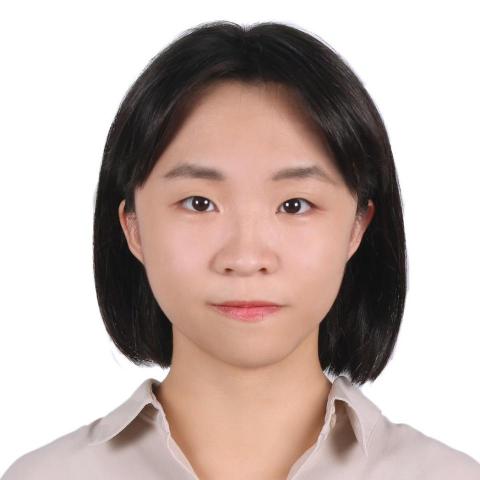 提供鴻海收盤價服務的專家王怡瑄