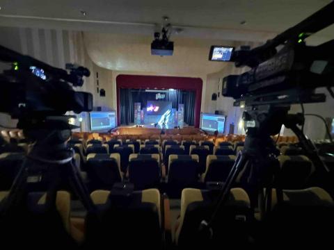 新點子錄影 - 【頒獎典禮｜EFP3機活動拍攝｜台北市立大學】

台北科學展覽會頒獎典禮於台北市立大學盛大舉行，本次採用 3機EFP多機拍攝系統，結合專業導播切換與即時網路直播，完整呈現典禮每一刻，讓現場與線上觀眾同步感受典禮氛圍。

面對緊湊流程與複雜節奏，我們以穩定技術確保畫面切換流暢、收音清晰、訊號安全不中斷，讓典禮流程順暢進行。

我們始終堅持：
高清畫質｜畫面穩定｜流程順暢｜專業可靠
讓重要時刻被完整保存，讓客戶安心交付。

#頒獎典禮拍攝
#EFP多機拍攝
#活動錄影
#典禮直播
#專業影像團隊
#新點子錄影