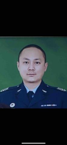 提供工作服服務的專家張益彰