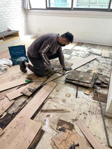 拆除裝潢/打石/搬運 - 拆潮濕木地板