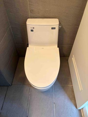 佳銓水電空調工程行 - 伊奈馬桶安裝