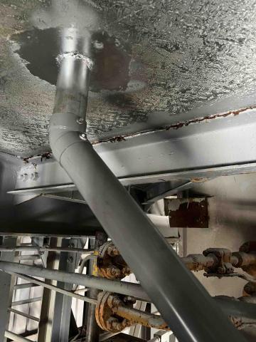 蔡奇均 - 鍍鋅錏管焊接完成接水管化工廠