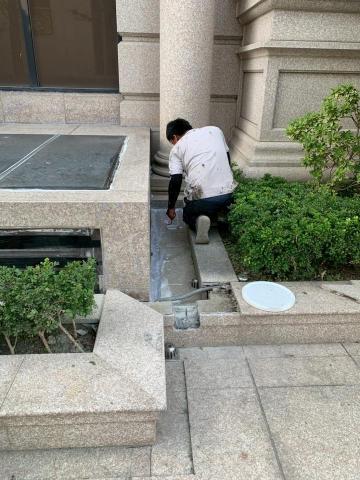 傳越防水工程行 - 採光罩防水施作