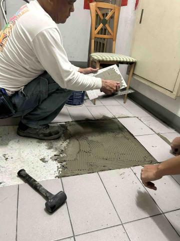 炳維工程行 - 大樓電梯口磁磚修補