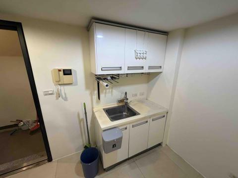 少年欸工程行 - 室內批土粉刷後