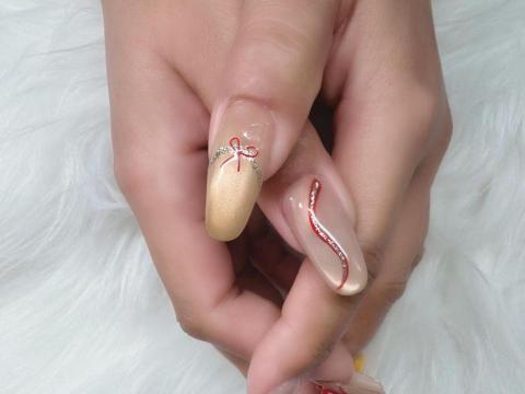 伊伊不Sir工作室 - 