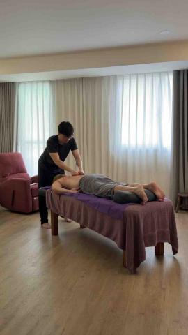 耕德師傅按摩｜肌本按摩 - 