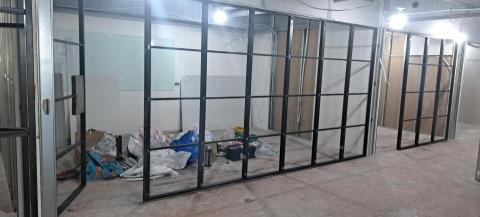 呂百仕 - 辦公室隔間