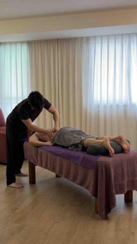 耕德師傅按摩｜肌本按摩 - 