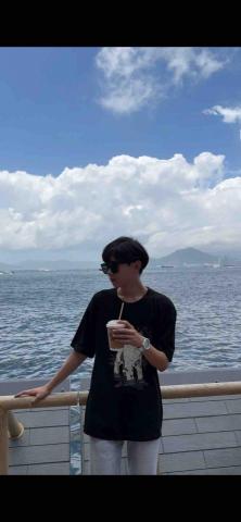 陳聖威 - 會計老師在香港～～