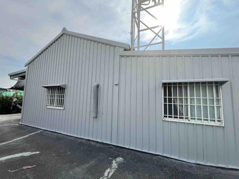 千云工程行 - 民宅 琉璃瓦鐵皮 水性防水隔熱面漆 施工完成照片