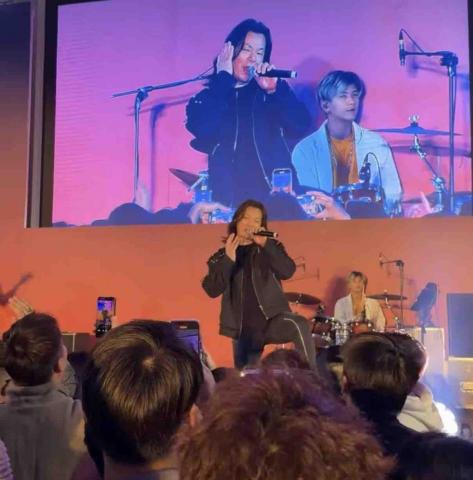 剛果老師 爵士鼓教學 樂團演出 - 楊培安尾牙演出