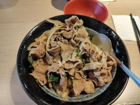 邱良祈 - 鍛鍊後好好吃一頓