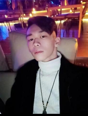 提供uber外送員服務的專家LOU Jun