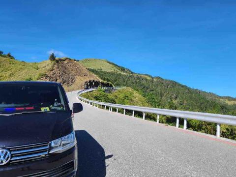 京樂旅遊車隊_小邱 - 