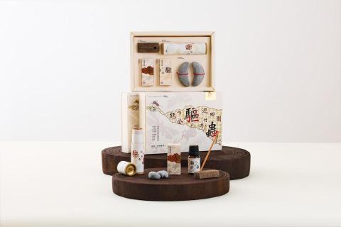 Harmony Studio - 書籍包裝參賽作品拍攝
