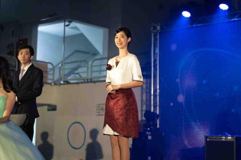 提供130服務的專家黃煜珊 主持