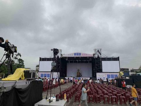 新點子錄影 - 【羅東藝術節｜EFP多機拍攝｜活動現場紀錄】

羅東藝術節每年吸引許多民眾前來參與，現場舞台表演精彩不斷，從白天到夜晚都充滿熱鬧氛圍。大型戶外舞台搭配多元表演節目，讓整個會場充滿藝術與文化的魅力。

本次活動由 新點子錄影 執行 EFP 現場拍攝作業，透過多機位完整紀錄舞台演出與現場氛圍，確保每一段精彩表演都能被完整保存。

對我們而言，每一場活動不只是拍攝，更是將重要時刻完整記錄下來。

#羅東藝術節
#活動表演
#EFP拍攝
#活動錄影
#多機拍攝
#新點子錄影