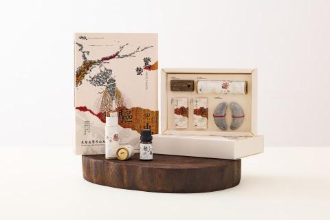 Harmony Studio - 書籍包裝參賽作品拍攝
