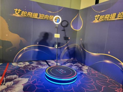 長運國際有限公司 - 活動亮點-360還拍機+大型背板