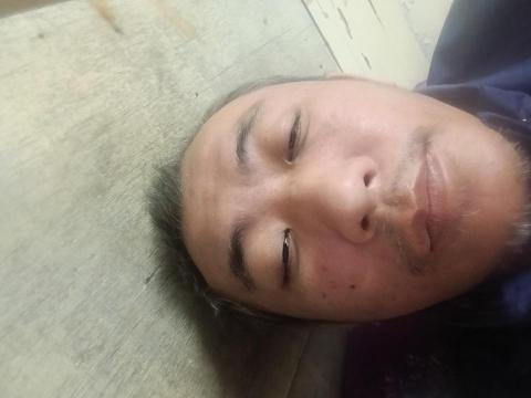 提供刻印章服務的專家廖大榮