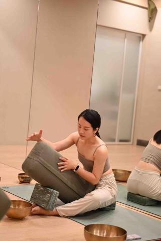 瑜我練習 - 瑜伽輔具停留伸展