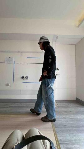 奇亞工程行 - 電視牆拆除後放樣