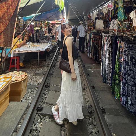 提供21服務的專家聶瑜葶