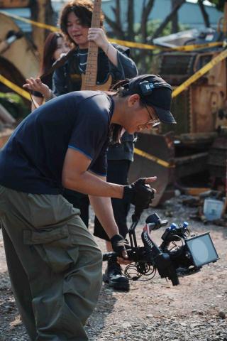 梁中其 - 工作照