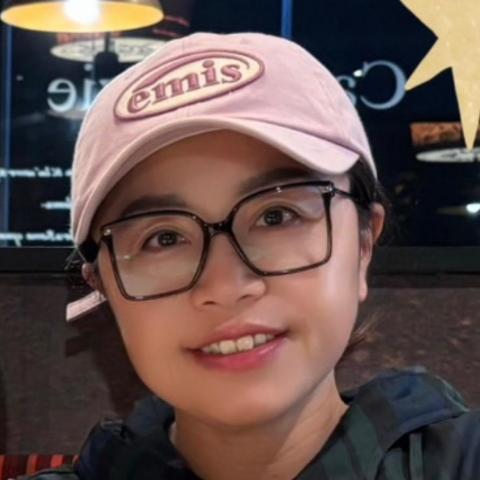 提供姐姐服務的專家黃容寬