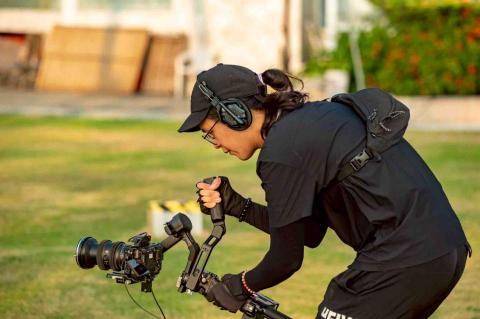 梁中其 - 工作照