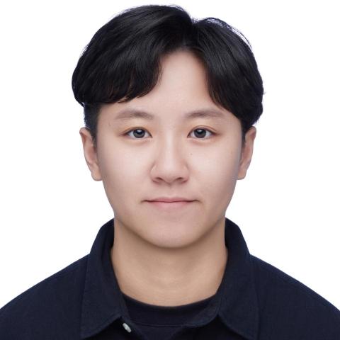 提供韓文翻譯社台中服務的專家許雅鈞