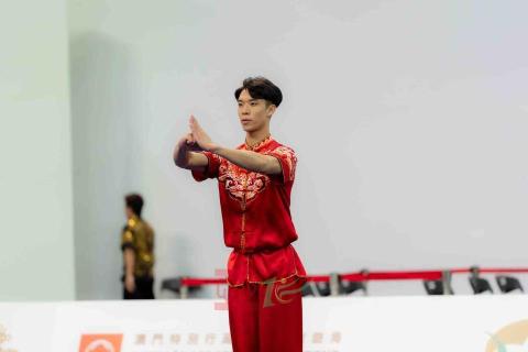 太極、體操教練 鄭郁咺 - 亞錦賽國手