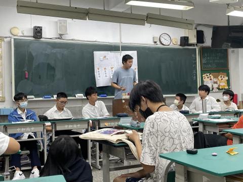 洪凡琪 - 辯論比賽教學成果