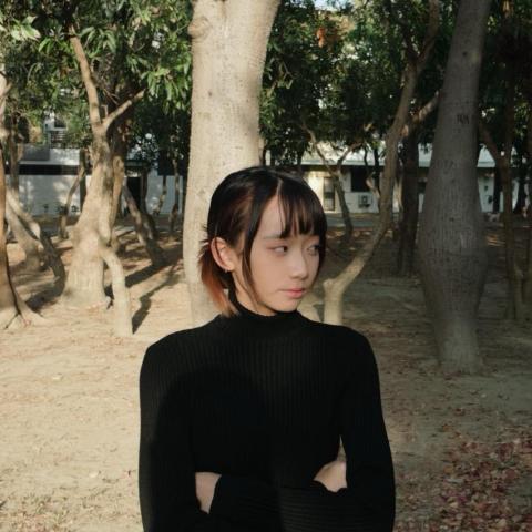 提供廣告詞範例服務的專家張淳