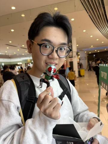 提供pchome露天拍賣服務的專家葉志祐