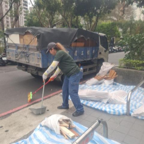 小賴團隊拆除 - 