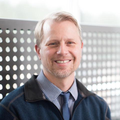 提供雅思服務的專家Teacher Chad