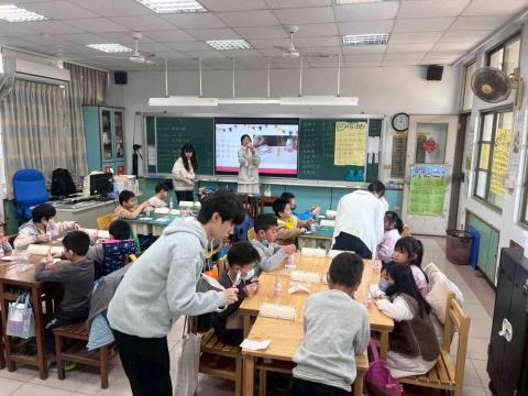 鋼琴🎹小提琴🎻陪練🎼糖糖老師🍬 - 