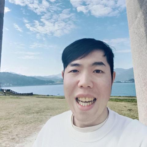 提供分析化學解答服務的專家謝伯欣