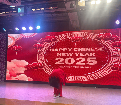 YVON IMC 伊凡娜 品牌整合行銷 │行銷 │ 設計 │ - 企業尾牙主持