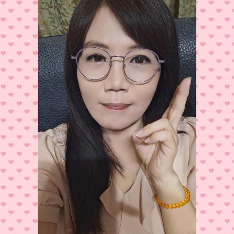 提供屏風牆服務的專家馮維蘋