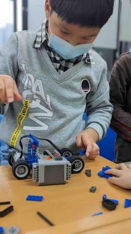 黃煜傑 - 電動車